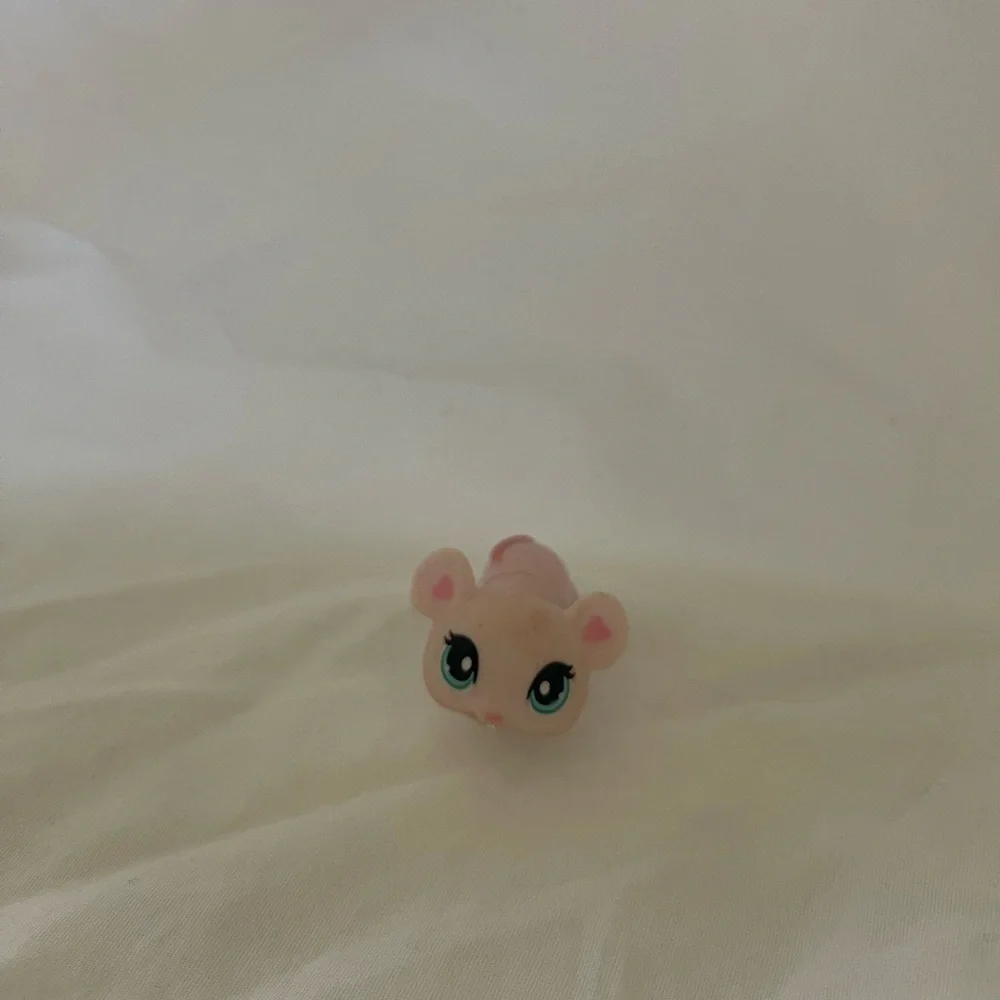Littlest Pet Shop # 1412 Mouse Light Pink With Blue Eyes